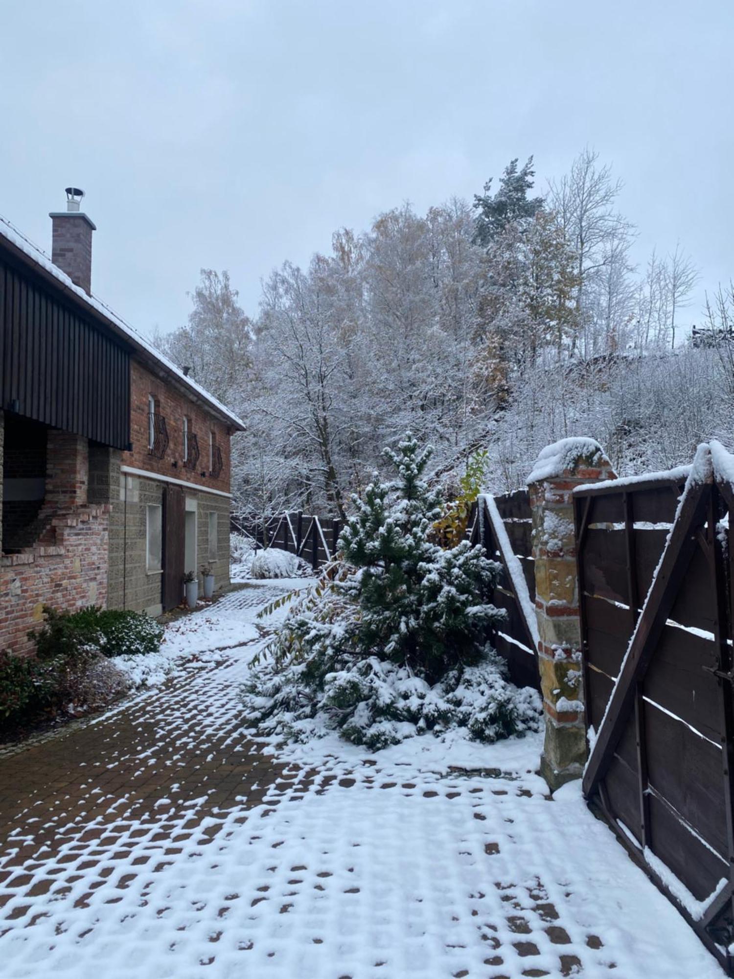 Vila Na Uboczu Gryfów Śląski Exteriér fotografie